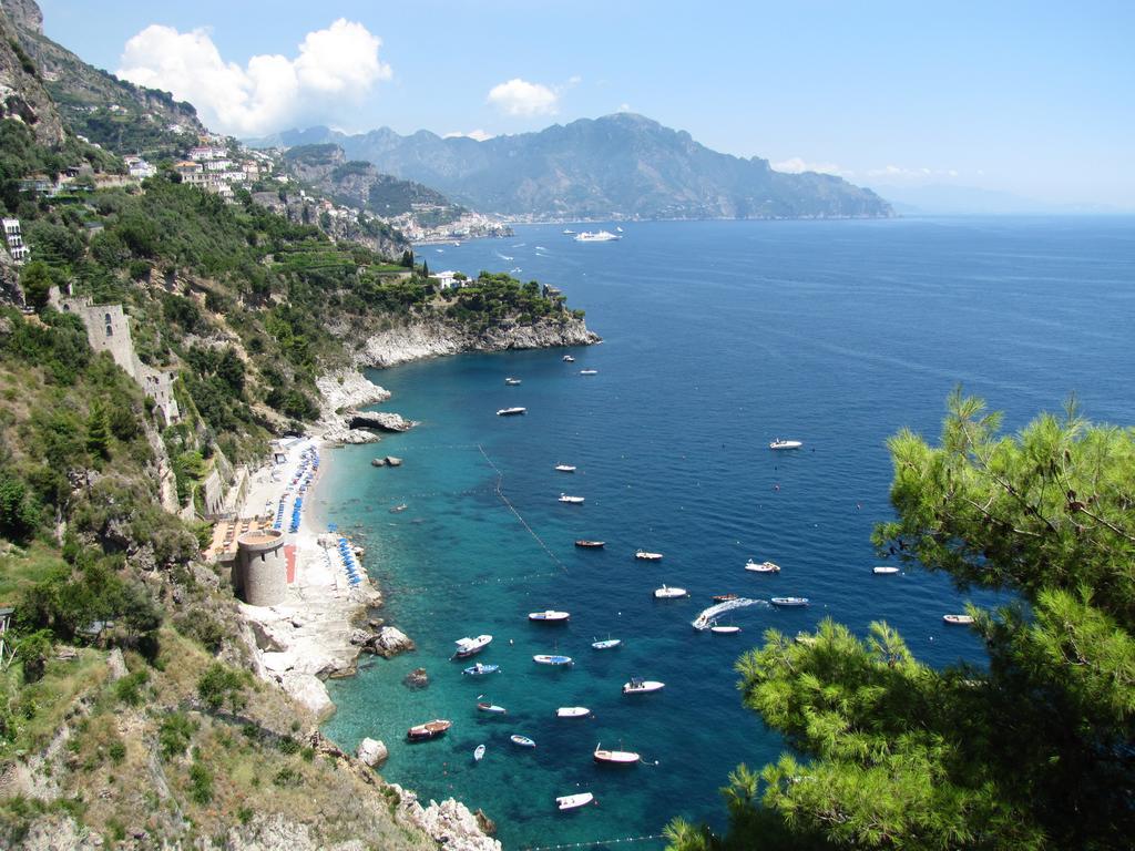 콩카데이마리니 Amalfi 51 Con Vista Mare, Giardino E Terrazze 빌라 객실 사진